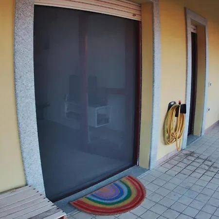 Bilocale Apartman *